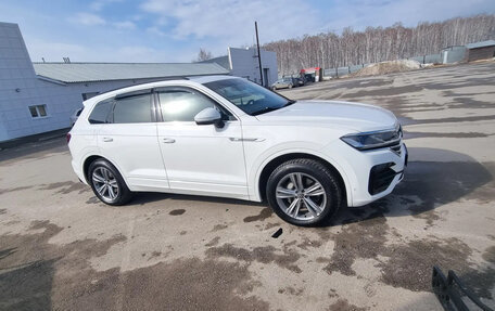 Volkswagen Touareg III, 2020 год, 5 990 000 рублей, 3 фотография
