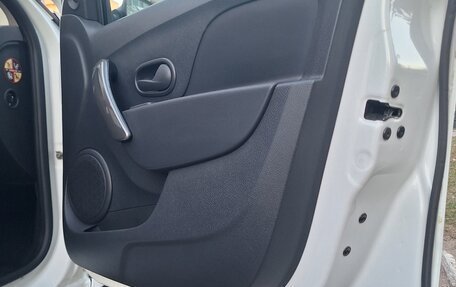Renault Logan II, 2020 год, 950 000 рублей, 19 фотография