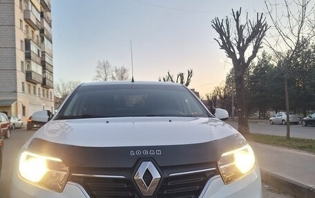 Renault Logan II, 2020 год, 950 000 рублей, 32 фотография