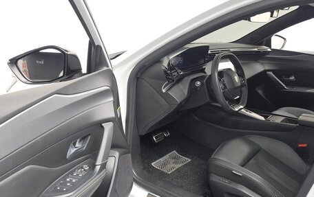 Peugeot 308, 2022 год, 1 720 000 рублей, 10 фотография
