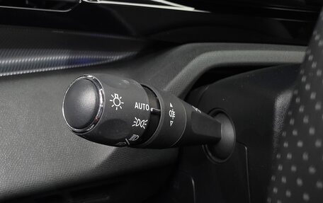 Peugeot 308, 2022 год, 1 720 000 рублей, 32 фотография