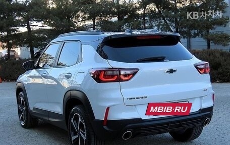 Chevrolet TrailBlazer, 2023 год, 2 220 000 рублей, 3 фотография