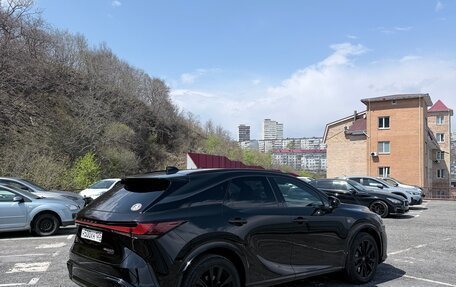 Lexus RX IV рестайлинг, 2023 год, 10 000 000 рублей, 4 фотография