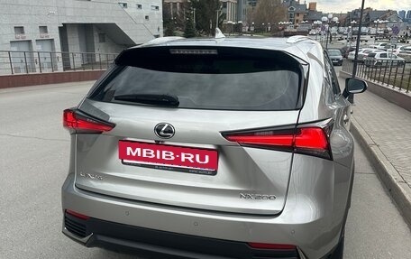 Lexus NX I, 2018 год, 2 990 000 рублей, 7 фотография