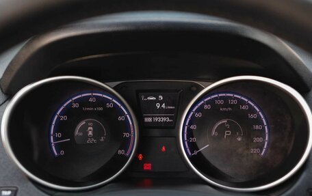 Hyundai ix35 I рестайлинг, 2010 год, 1 130 000 рублей, 13 фотография