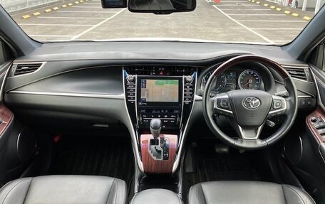 Toyota Harrier, 2014 год, 1 750 000 рублей, 8 фотография