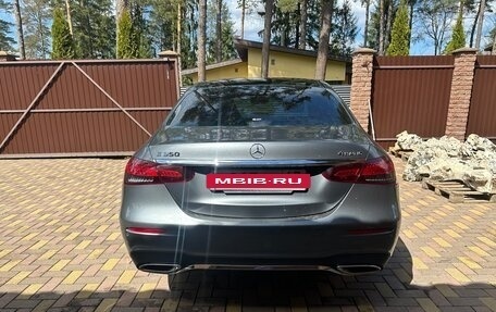 Mercedes-Benz E-Класс, 2022 год, 6 000 000 рублей, 4 фотография