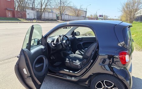 Smart Fortwo III, 2018 год, 750 000 рублей, 1 фотография
