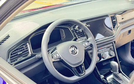 Volkswagen T-Roc I, 2023 год, 1 530 777 рублей, 9 фотография