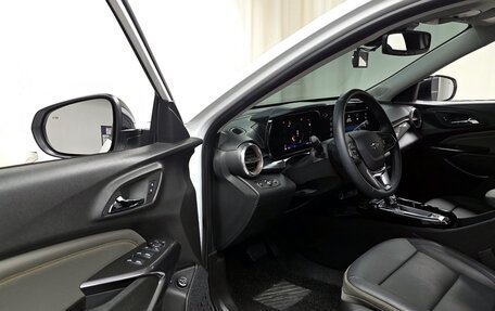 Chevrolet Trax, 2023 год, 1 620 000 рублей, 10 фотография