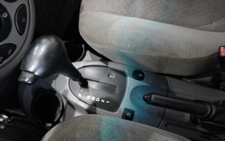Ford Focus IV, 2002 год, 230 000 рублей, 17 фотография