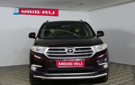 Toyota Highlander III, 2012 год, 1 699 990 рублей, 2 фотография