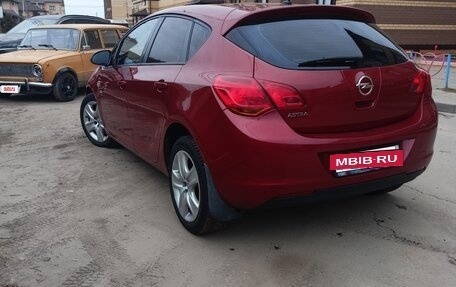 Opel Astra J, 2011 год, 600 000 рублей, 6 фотография