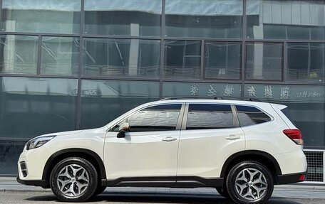 Subaru Forester, 2021 год, 2 590 000 рублей, 3 фотография