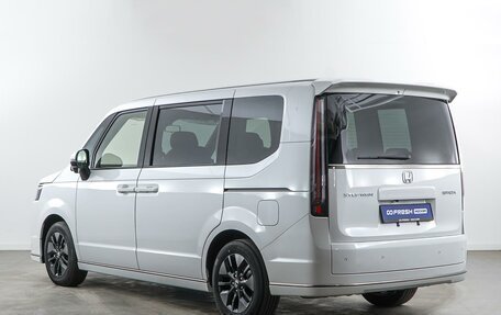 Honda Stepwgn, 2024 год, 3 976 900 рублей, 2 фотография