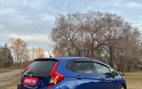 Honda Fit III, 2016 год, 1 200 000 рублей, 6 фотография