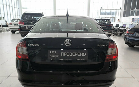 Skoda Rapid I, 2018 год, 1 350 000 рублей, 10 фотография