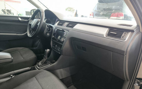Skoda Rapid I, 2018 год, 1 350 000 рублей, 15 фотография
