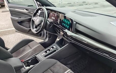 Volkswagen Golf VIII, 2023 год, 1 546 000 рублей, 8 фотография
