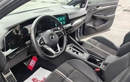 Volkswagen Golf VIII, 2023 год, 1 546 000 рублей, 7 фотография