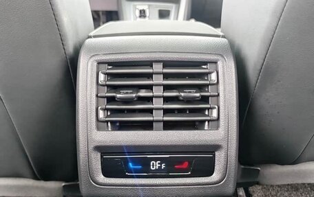 Volkswagen Golf VIII, 2023 год, 1 546 000 рублей, 18 фотография