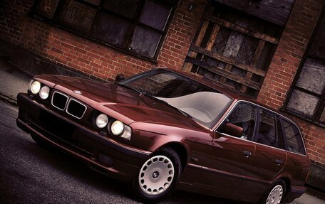 BMW 5 серия, 1993 год, 450 000 рублей, 1 фотография