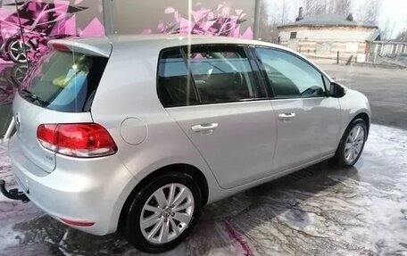 Volkswagen Golf VI, 2011 год, 900 000 рублей, 3 фотография