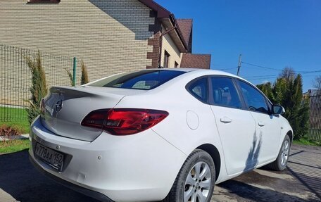 Opel Astra J, 2014 год, 1 200 000 рублей, 9 фотография