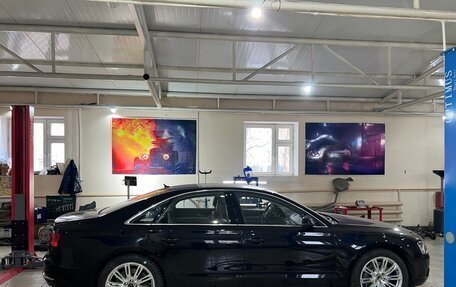 Audi A8, 2010 год, 2 450 000 рублей, 11 фотография
