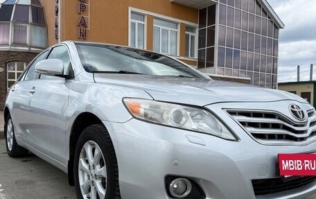 Toyota Camry, 2009 год, 950 000 рублей, 2 фотография