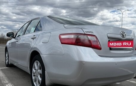 Toyota Camry, 2009 год, 950 000 рублей, 4 фотография