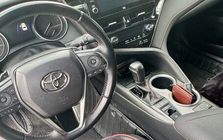 Toyota Camry, 2021 год, 4 350 000 рублей, 13 фотография