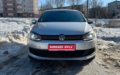 Volkswagen Polo VI (EU Market), 2011 год, 712 000 рублей, 1 фотография