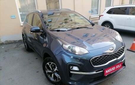 KIA Sportage IV рестайлинг, 2021 год, 2 700 000 рублей, 1 фотография