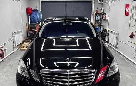 Mercedes-Benz E-Класс, 2010 год, 1 900 000 рублей, 1 фотография