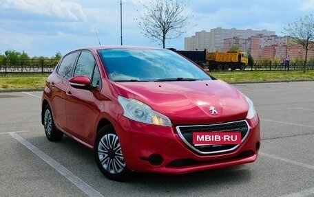 Peugeot 208 II, 2013 год, 538 000 рублей, 1 фотография