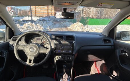 Volkswagen Polo VI (EU Market), 2011 год, 712 000 рублей, 10 фотография