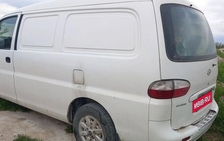 Hyundai H-1 II рестайлинг, 2007 год, 620 000 рублей, 2 фотография