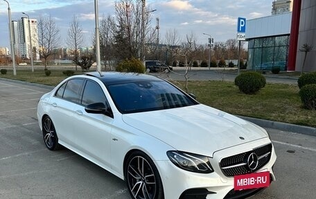 Mercedes-Benz E-Класс AMG, 2017 год, 4 000 000 рублей, 6 фотография