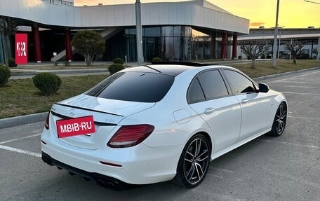 Mercedes-Benz E-Класс AMG, 2017 год, 4 000 000 рублей, 4 фотография
