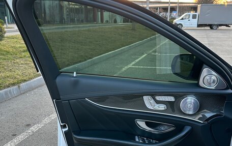 Mercedes-Benz E-Класс AMG, 2017 год, 4 000 000 рублей, 19 фотография