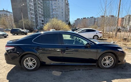 Toyota Camry, 2018 год, 2 800 000 рублей, 2 фотография