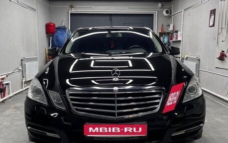 Mercedes-Benz E-Класс, 2010 год, 1 900 000 рублей, 7 фотография
