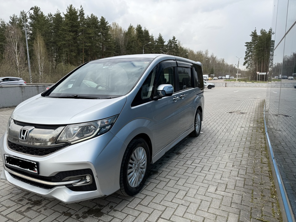 Honda Stepwgn V, 2016 год, 1 850 000 рублей, 19 фотография