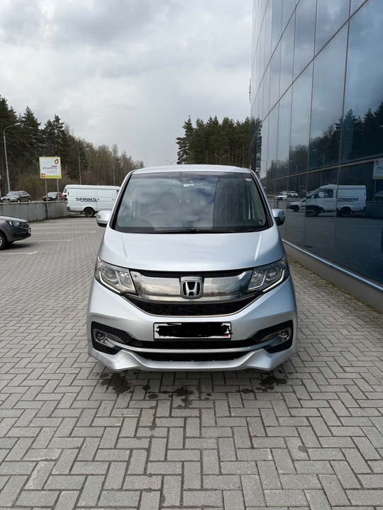 Honda Stepwgn V, 2016 год, 1 850 000 рублей, 20 фотография