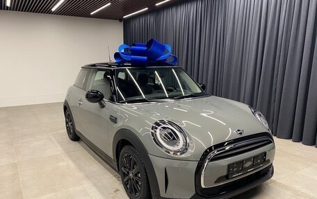 MINI Hatch, 2021 год, 2 000 000 рублей, 2 фотография