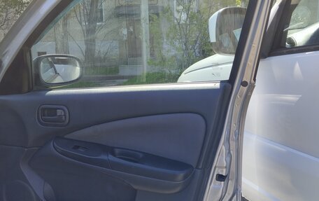 Nissan Almera, 2004 год, 370 000 рублей, 13 фотография