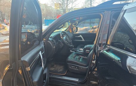 Toyota Land Cruiser 200, 2019 год, 5 600 000 рублей, 18 фотография
