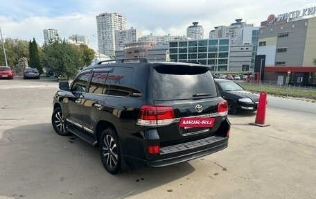 Toyota Land Cruiser 200, 2019 год, 5 600 000 рублей, 8 фотография