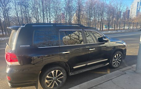 Toyota Land Cruiser 200, 2019 год, 5 600 000 рублей, 24 фотография